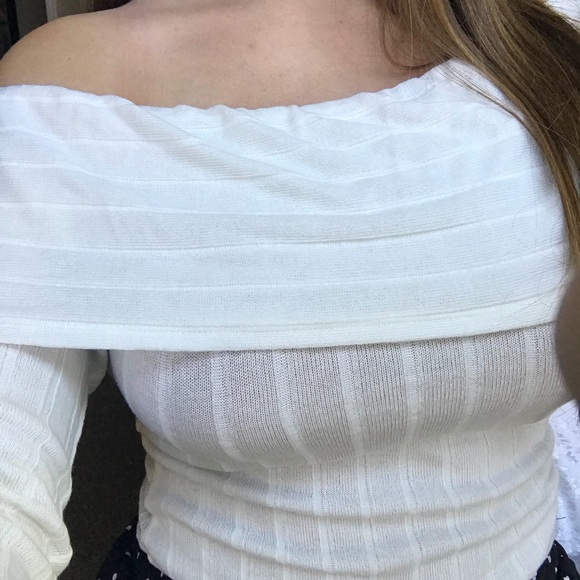 Ivory Off Shoulder Top - Picture 5 of 6